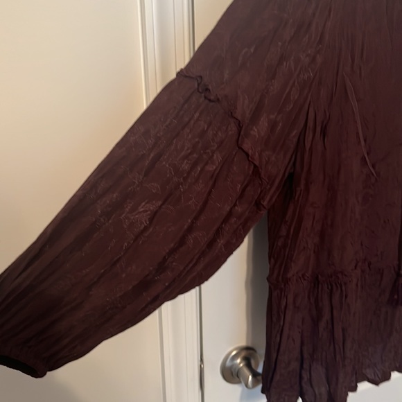 Maroon Ruffled Top - Picture 4 of 6